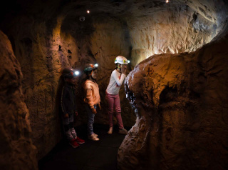 Adventure caving for kids Rennaz Vaud