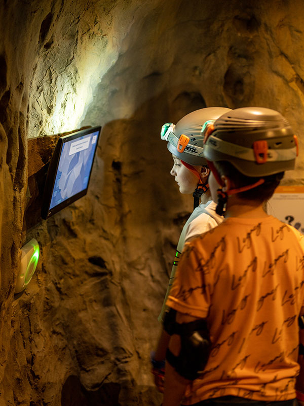 Activités enfants Spéléologie aventure enfant Rennaz Vaud